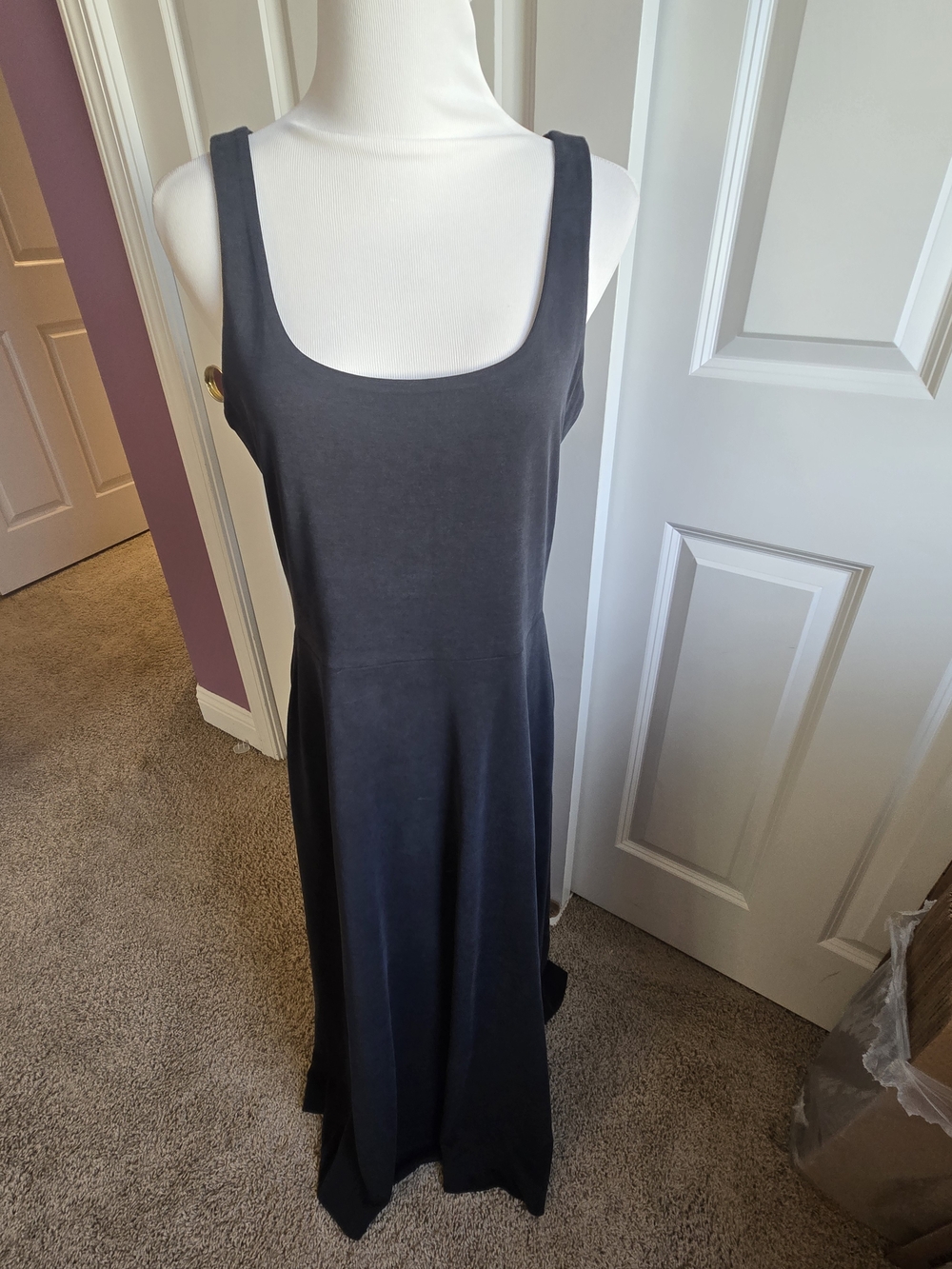 NWT - Lou & Grey Sleeveless Maxi Dress in Charcoal - Medium